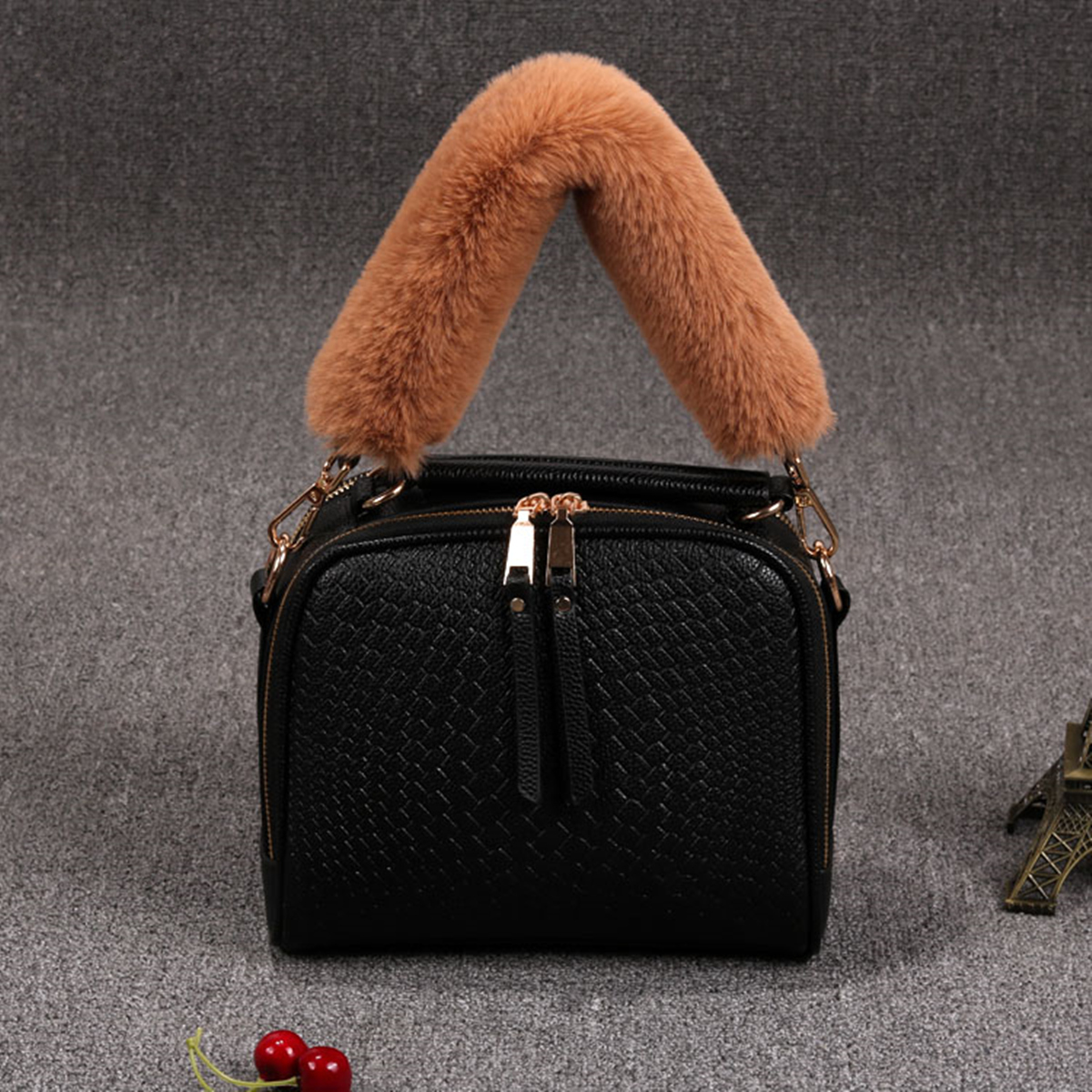 short shoulder strap