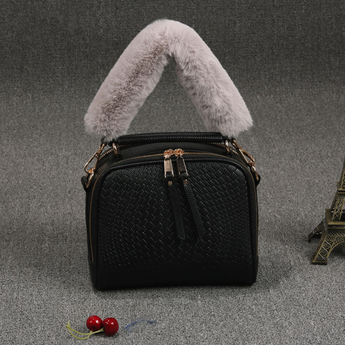 short shoulder strap